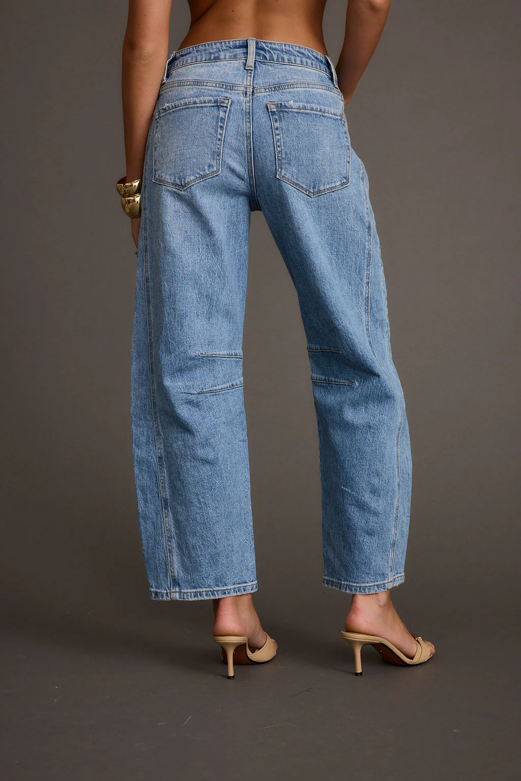 Muse Barrel Denim Jeans - Image 7